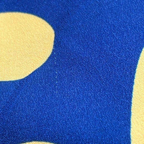 ModCloth sleeveless tank with neck bow. Size S. Navy with pop art yellow daisy - Picture 13 of 14